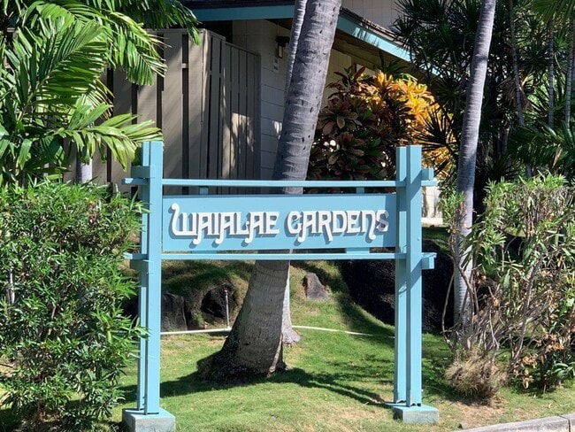 Building Photo - Fully Furnished Waialae Gardens 2 Bed/2 ba...