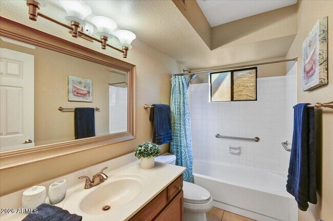 Building Photo - 9630 W Tonto Ln