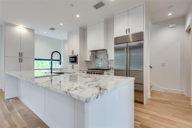 Building Photo - 3913 Hawthorne Ave