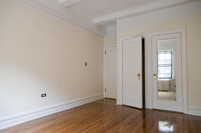 Building Photo - 4 bedroom in NEW YORK NY 10024