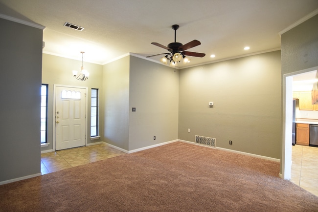 Building Photo - 4602 Fawn Dr