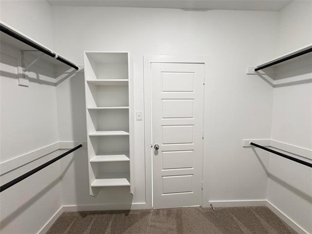 Building Photo - 320 Arcane St