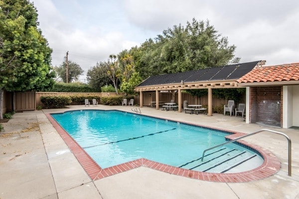 Building Photo - 2940 Mauricia Ave