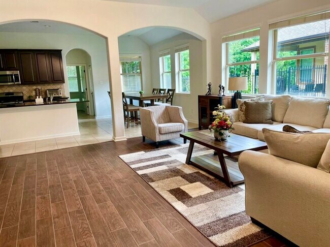 Building Photo - 118 Wood Drake Place