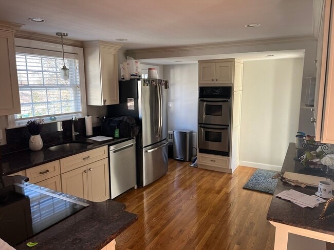 Building Photo - 101 Richmond Rd