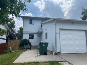 Building Photo - Spacious 3-bed, 1-bath Heights Townhome