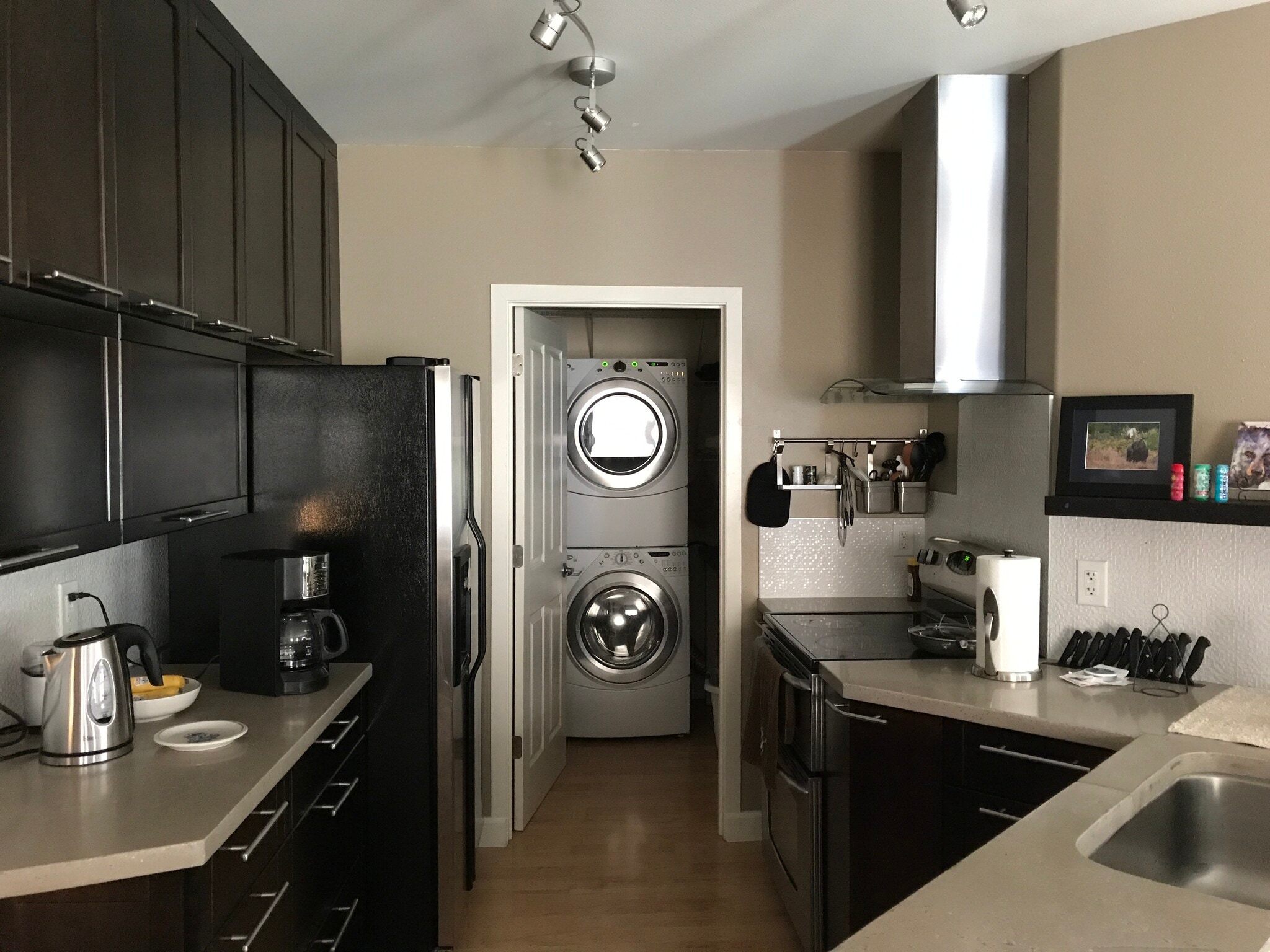 Building Photo - 3070 Lore Rd