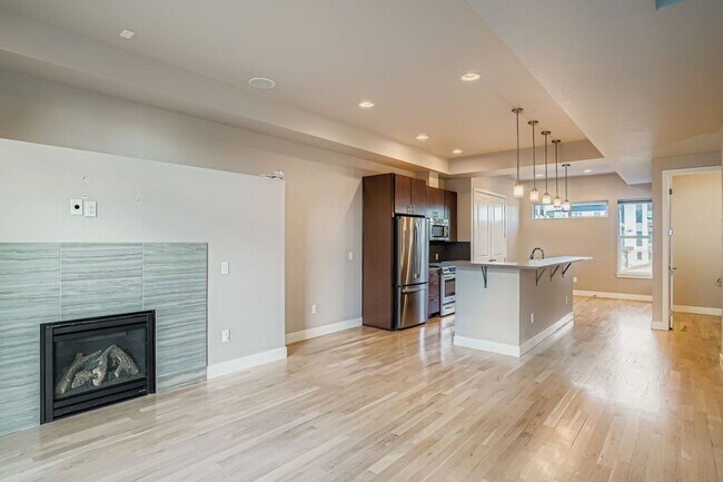 Building Photo - Views for Days! Rooftop Retreat Near Sloan...