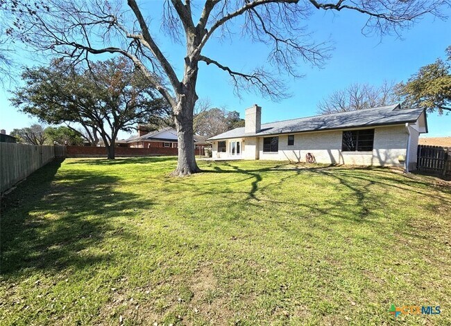 Building Photo - 118 Richardson Dr