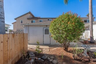 Building Photo - 4518-4522 52nd Street