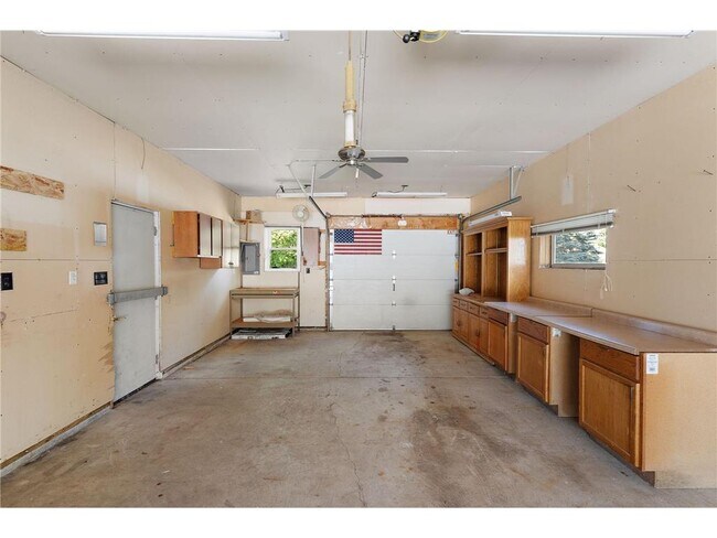 Building Photo - 783 Hiawatha Ave