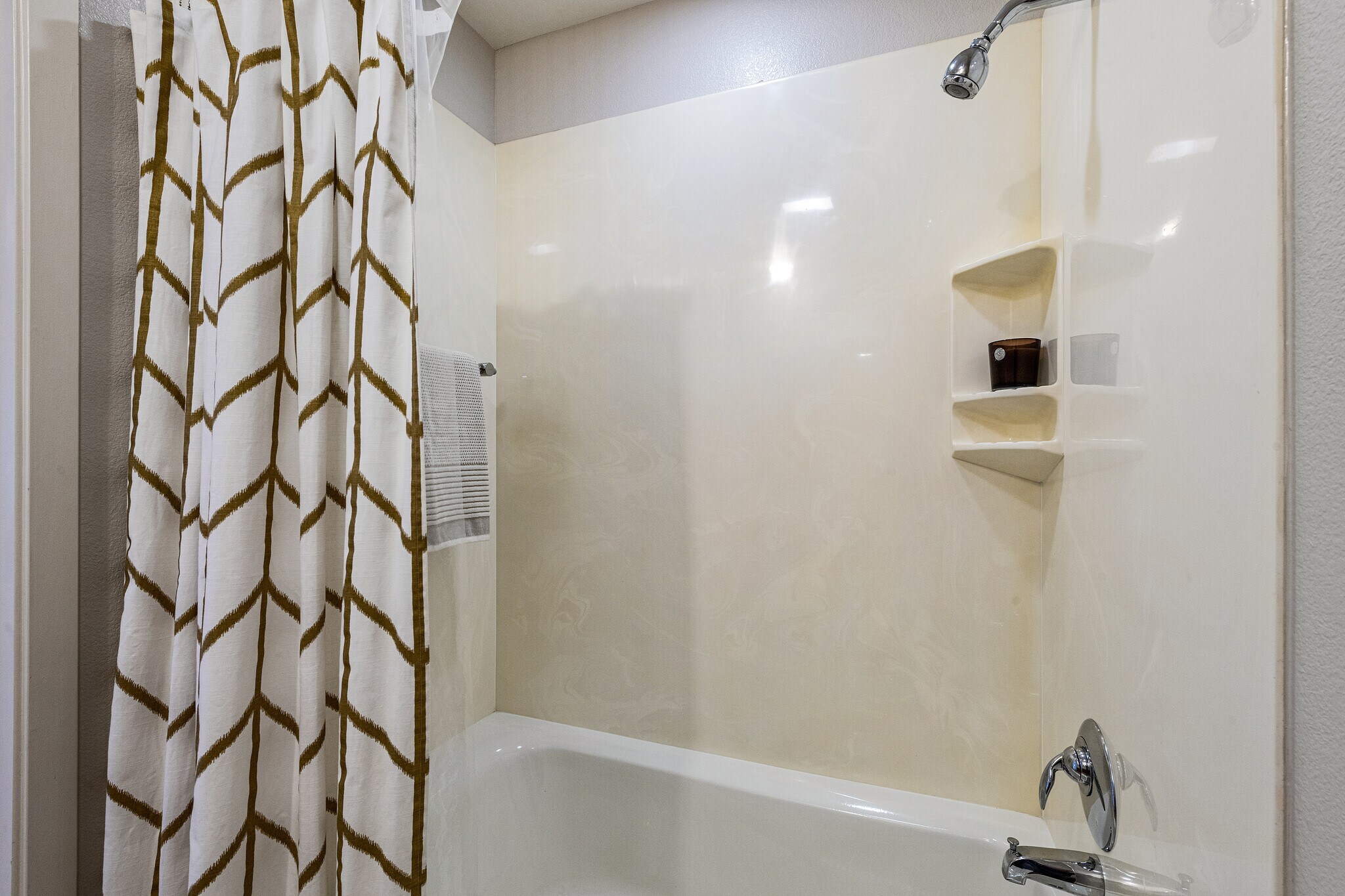 Building Photo - 288 3rd St