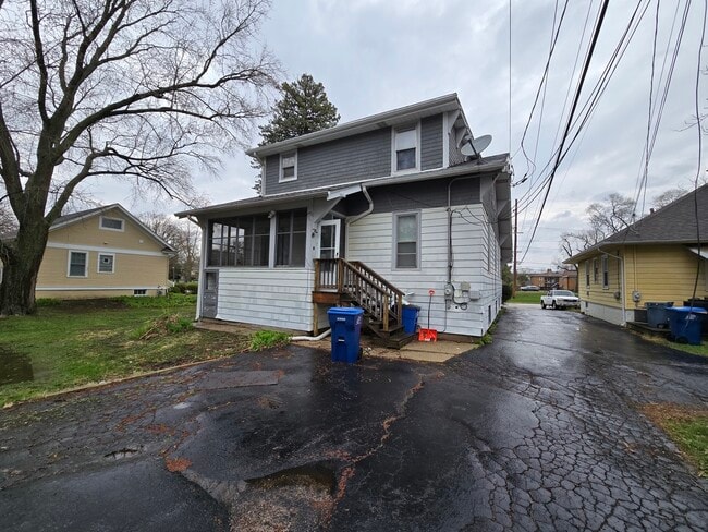 Building Photo - 249 E Park Blvd