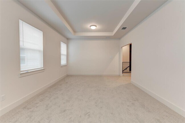 Building Photo - 1531 N Red Bud Ln