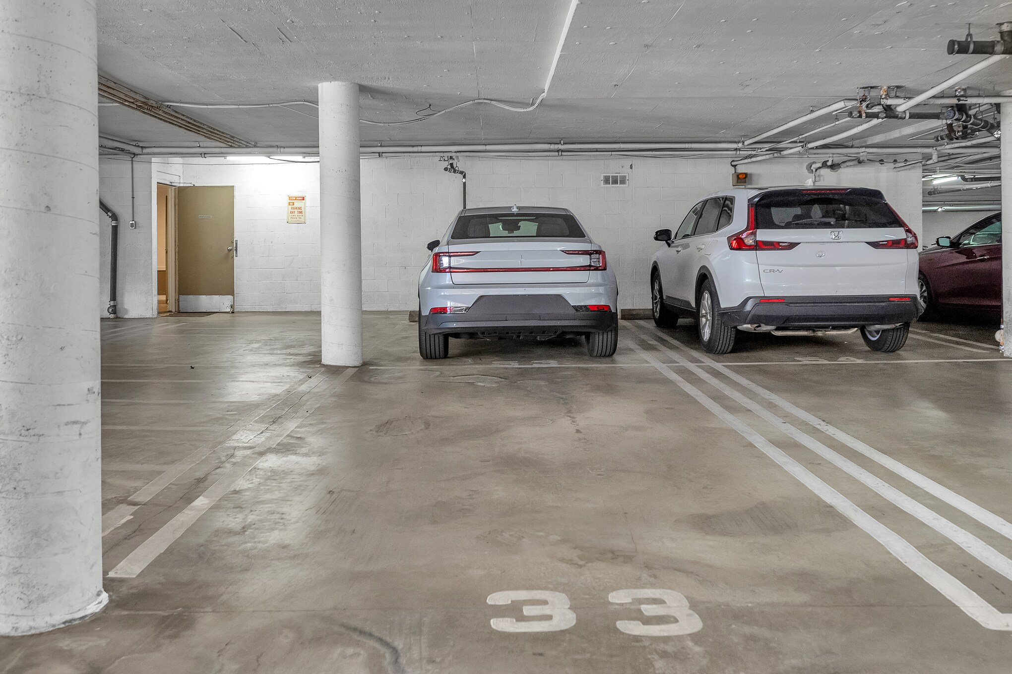 2 car parking - 3640 Cardiff Ave