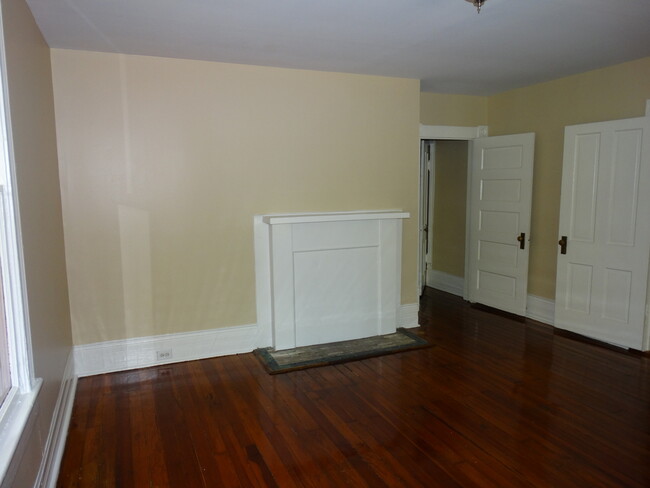 Building Photo - Welcome Home!
