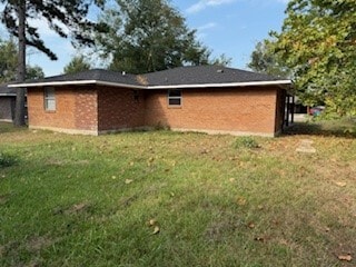 Building Photo - 300 Maple St