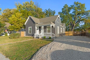 Building Photo - 316 W Park St