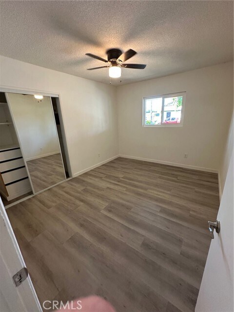 Building Photo - 2138 E Almont Ave