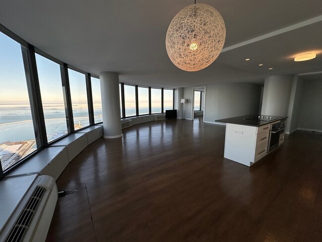 Building Photo - 505 N Lake Shore Dr