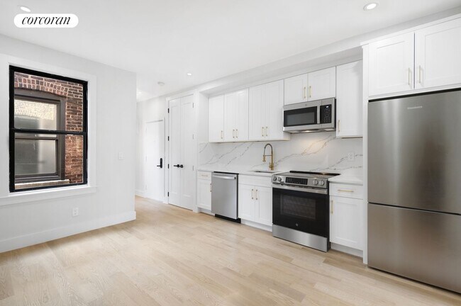 Primary Photo - 202 W 96th St