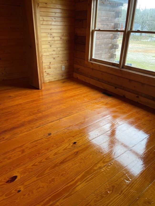 Building Photo - Piedmont Home for Rent