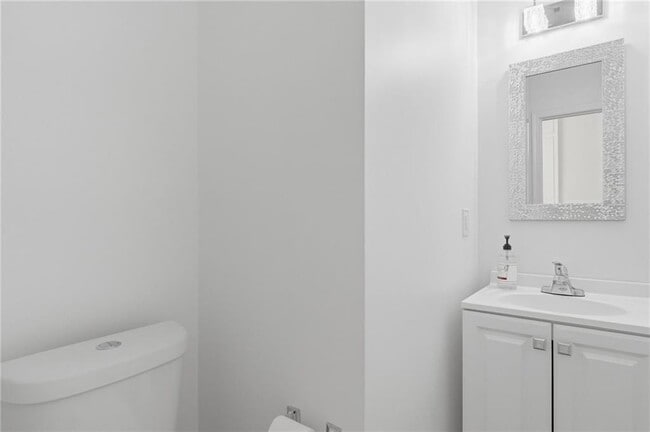 Building Photo - 2123 Beacon Crest Dr
