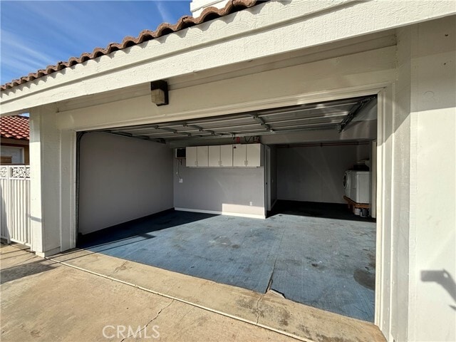 Building Photo - 30340 Channel Way Dr