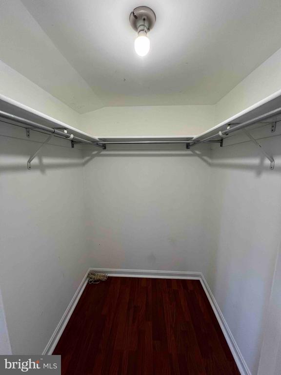 Building Photo - 6247 Spring Knoll Dr