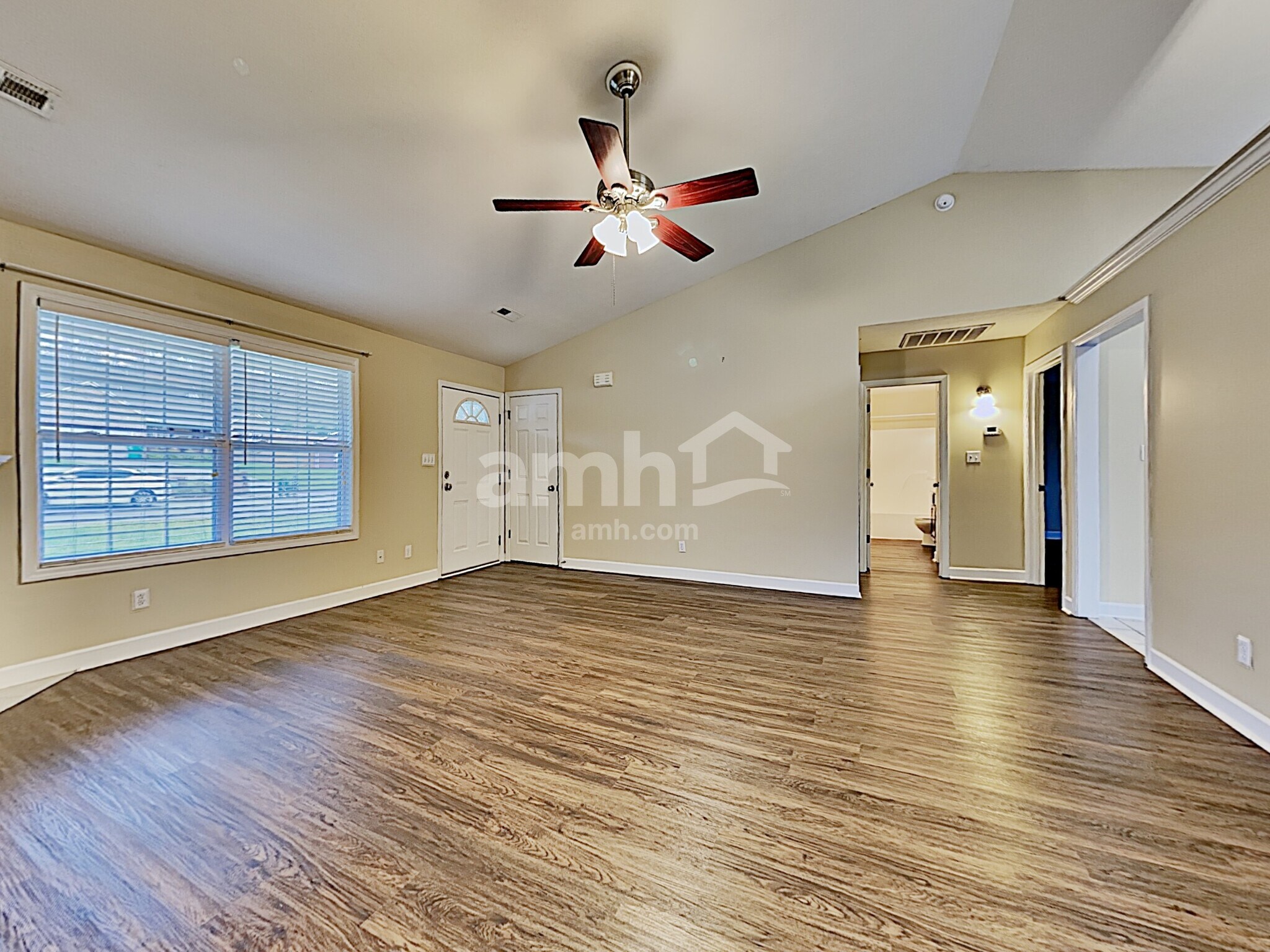 Building Photo - 7044 Pelsor Ln
