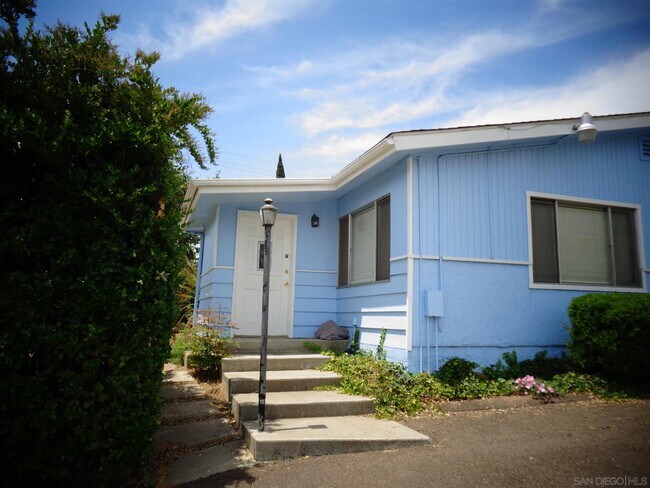 Building Photo - 28560 Lilac Rd