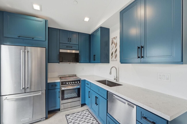 Building Photo - 6519 N 86th Pl