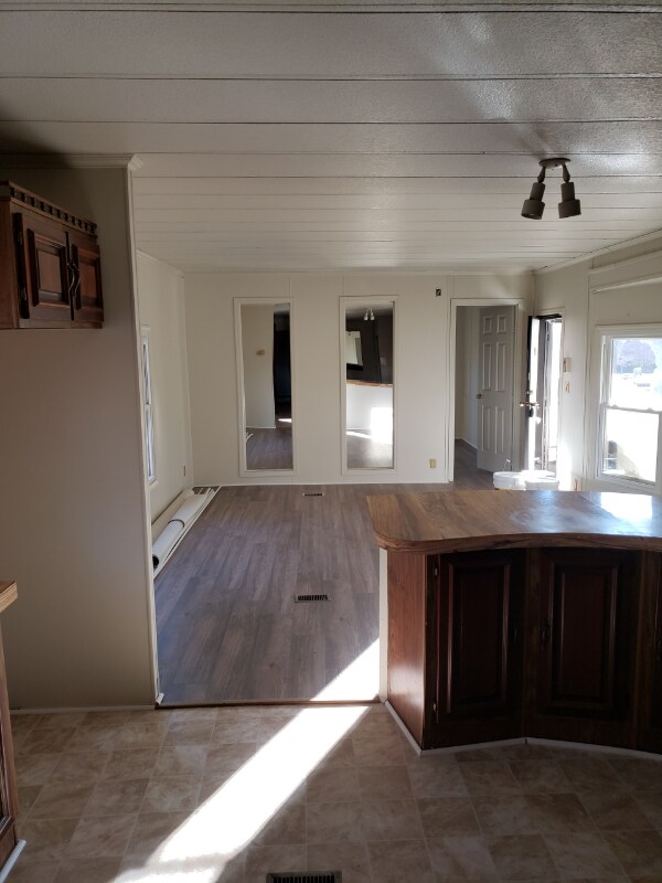 Building Photo - 4018 Chestnut Woods Dr