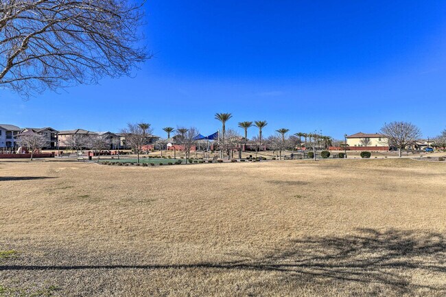 Building Photo - 3959 E Perkinsville St