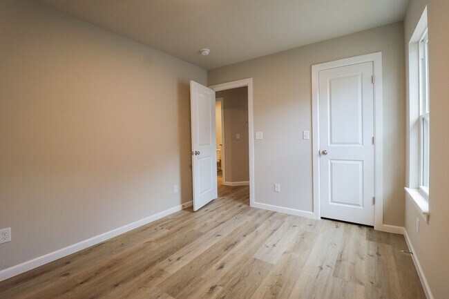 Building Photo - New Construction 3 Bedroom | 2.5 Bathroom | 1,650 sqft | Sand Springs