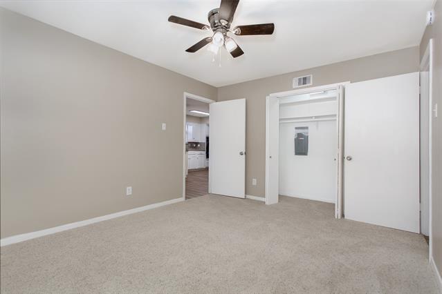 Building Photo - 7440 Walling Ln