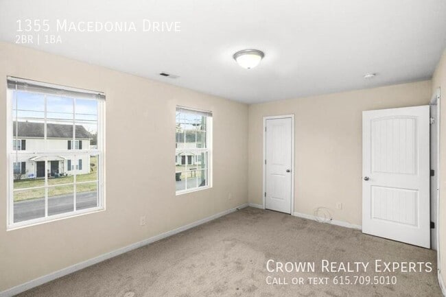 Building Photo - 1355 Macedonia Dr