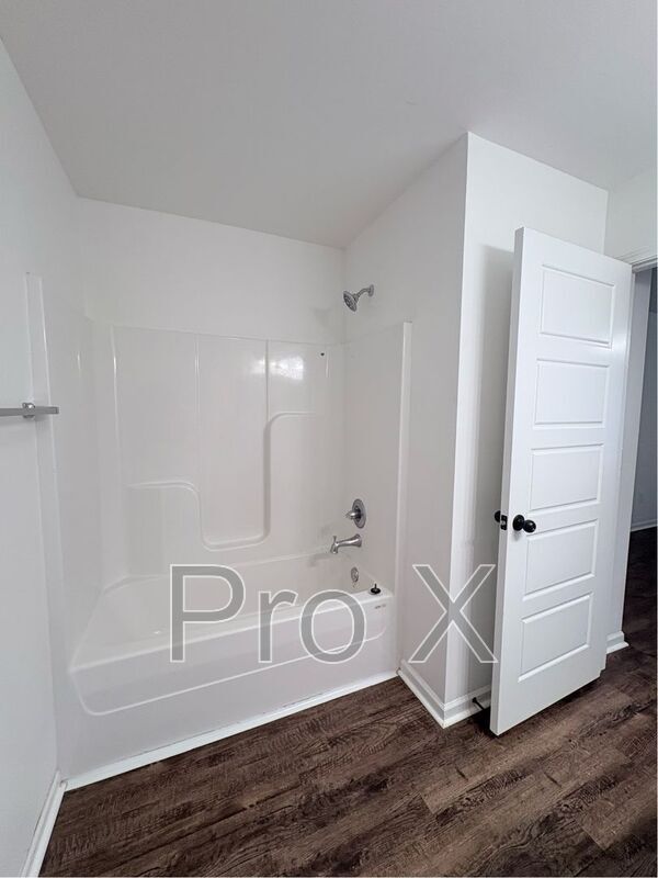 Building Photo - 401 Alex Jordan Dr.