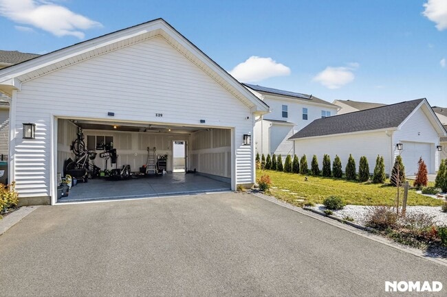 Building Photo - Near-New 5BR Home in Appoquinimink School District