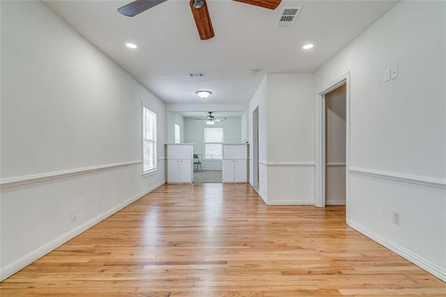 Building Photo - 7400 Llano Ave