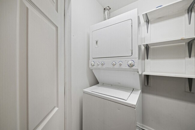 Building Photo - 4213 Butler St