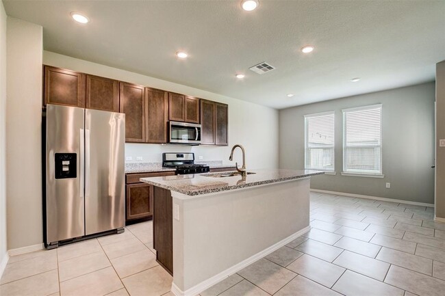 Building Photo - 25607 Northpark Spruce Dr
