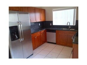 Building Photo - 1051 Briar Ridge Rd