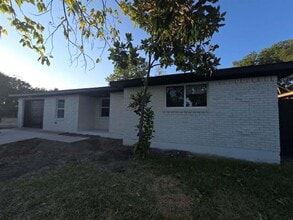 Building Photo - 1317 W Bruton Rd