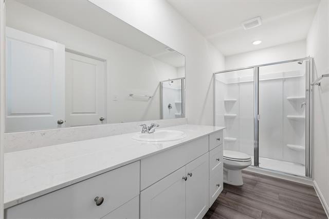 Building Photo - 2106 Mdw Pk Dr