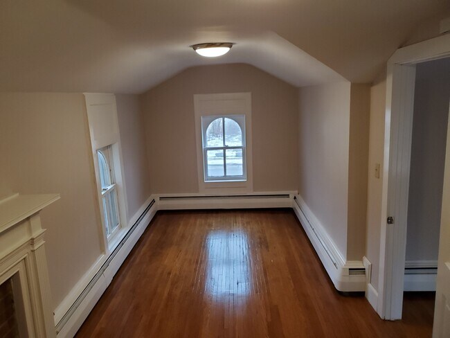2nd Bedroom - 6368 W Quaker St
