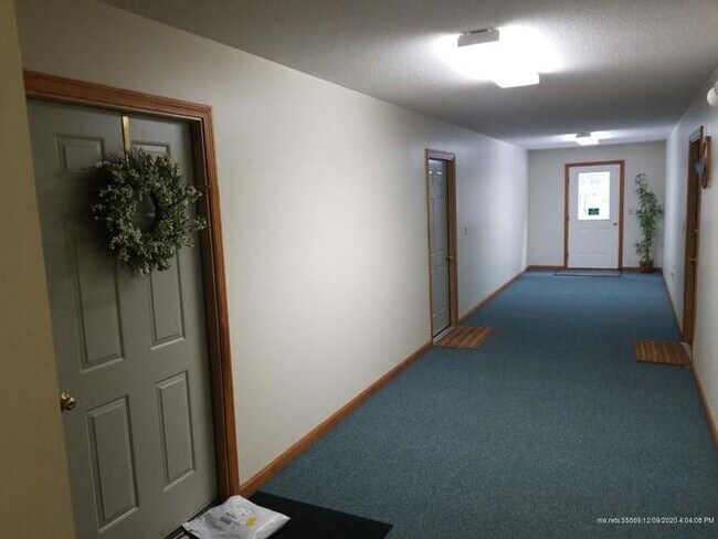 Building Photo - 75 Halifax St