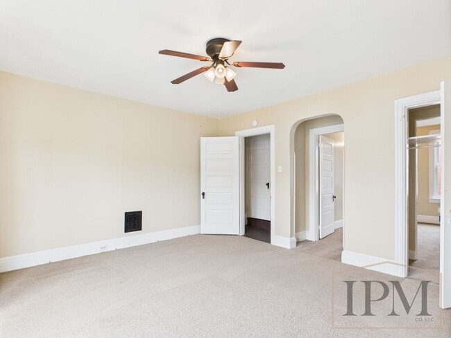 Building Photo - Available Now! Spacious 5 Bedroom Home Loc...