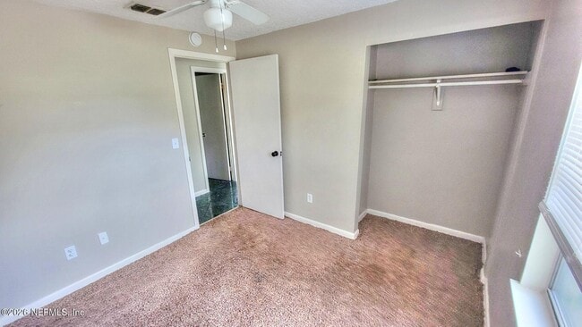 Building Photo - 2472 Fernside Rd