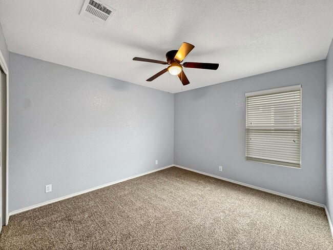 Building Photo - 1826 Strawhouse Way